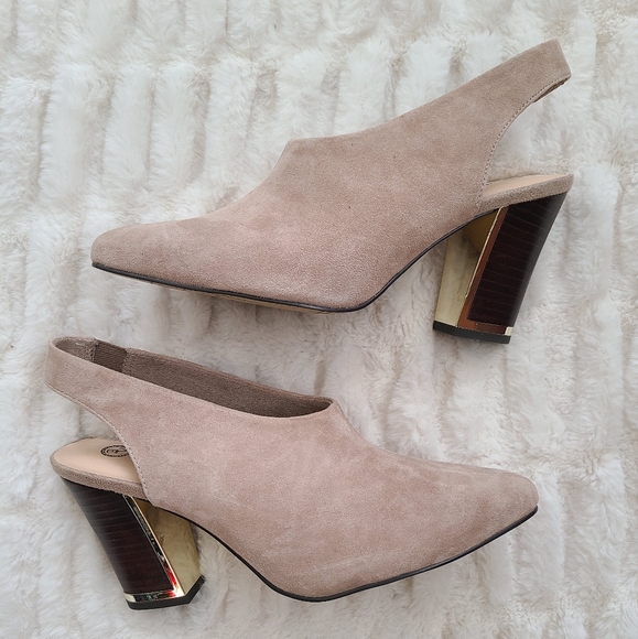 Bella Vita Shoes - New Bella Vita Size 8 Wide Tan Suede Block Heel Shoes Pumps Booties Ankle Boots